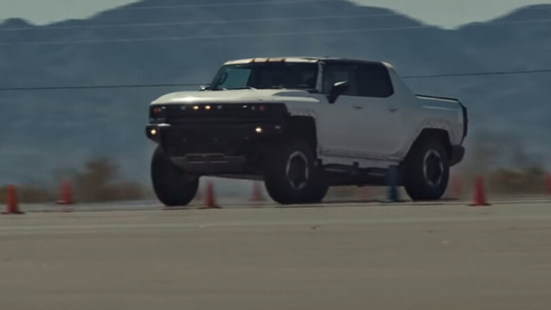 Esto es lo que pasa cuando se le sueltan las restricciones a la Hummer EV