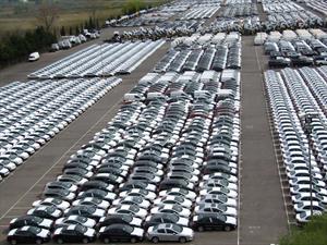 El gobierno modificó los impuestos internos con beneficios para los autos nacionales