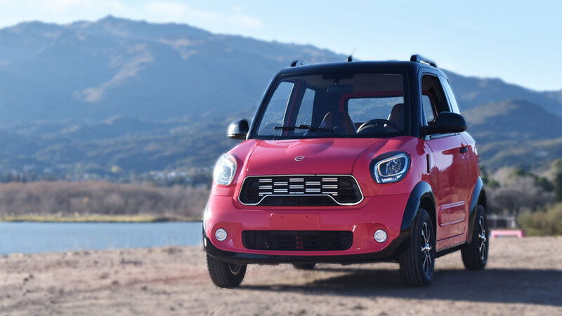 Coradir Tito: el mini auto eléctrico argentino debuta con éxito