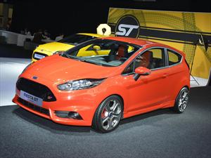 El Ford Fiesta KD se renueva con aires de Aston Martin en el Salón de París