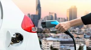 Feria de conocimientos sobre vehículos eléctricos e híbridos