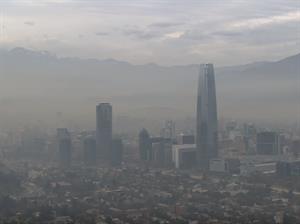 Programa de descontaminación establece restricción a vehículos catalíticos desde el 2017