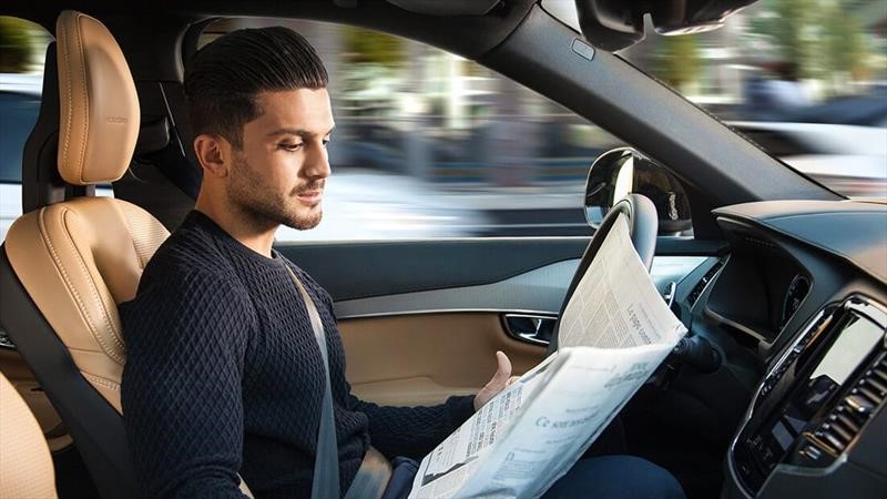 Volvo ofrecerá tecnología de conducción autónoma en su futuros carros