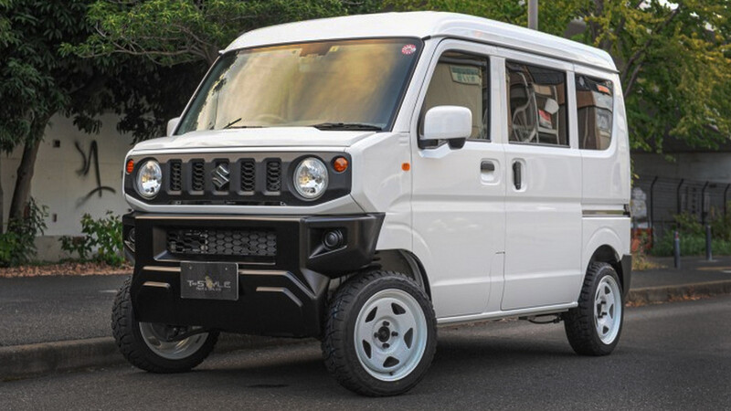 Suzuki Jimry, mitad key car mitad todo terreno, sí es posible.