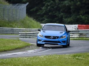 Video: Volvo S60 Polestar sorprende a todos en Nürburgring