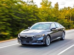 Prueba Honda Accord, la reinvención del sedán