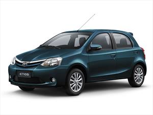 Toyota Etios ahora con más equipamiento y colores