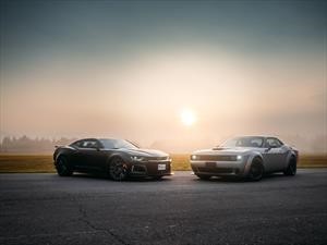 Chevrolet Camaro ZL1 Vs. Challenger SRT Hellcat Widebody ¡Batalla de muscle cars!