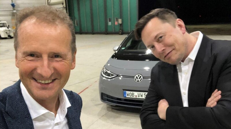 Elon Musk probó un Volkswagen ID.3 y así reaccionó