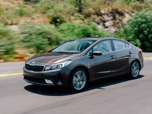 Manejamos el KIA Forte 2017