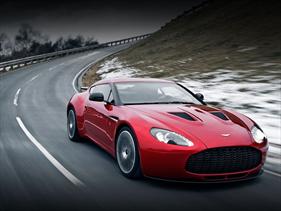 Aston Martin V12 Zagato debuta en el Salón de Ginebra
