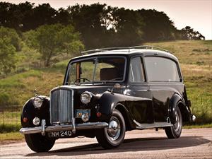 Se subasta el Austin Princess de John Lennon