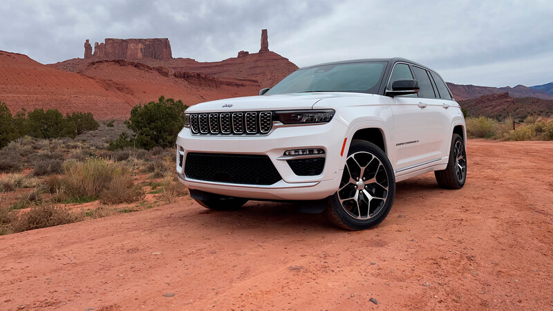 Jeep Grand Cherokee 2022, primer contacto, tecnológicamente enfocada al lujo y a la aventura