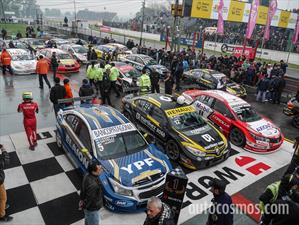 STC2000: Chevrolet, Toyota y Renault en un podio pasado por agua