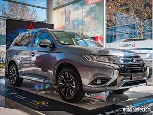 Mitsubishi Outlander PHEV 2018, al fin poniéndose a tono
