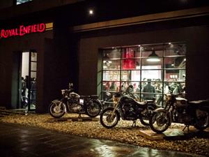Royal Enfield sigue su plan de expansión en Colombia