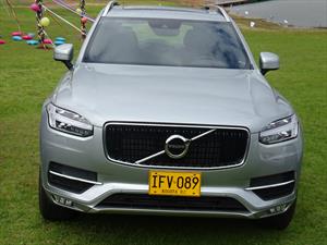 Volvo XC90: Tecnología y seguridad en movimiento