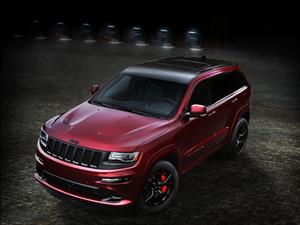 Jeep Grand Cherokee SRT Night, más estilo al poder