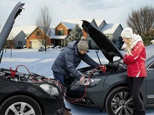 Consejos para evitar que se descargue la batería del auto