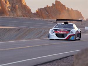 Sébastien Loeb y el Peugeot 208 T16 llegan a Pikes Peak