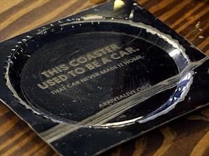 Curiosa iniciativa de un bar en Canadá para evitar accidentes automovilísticos