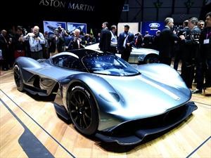 Aston Martin Valkyrie, listo para las batallas