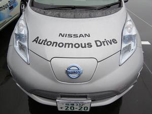 Nissan prueba su tecnología de conducción autónoma en carretera