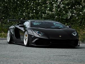 Liberty Walk Lamborghini Aventador 2015 debuta