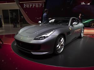 Ferrari GTC4Lusso T se presenta