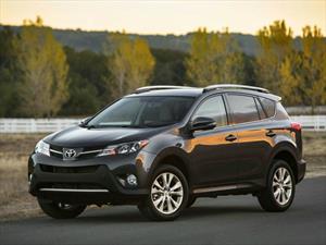 Recall de Toyota a 420,000 unidades del RAV4