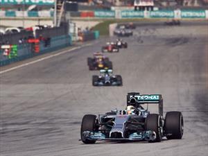 F1: Hamilton gana en Bahrein y Checo termina en tercero