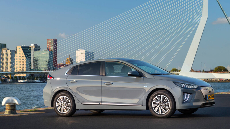 Hyundai Ioniq 2021: la apuesta eléctrica se renueva en Chile