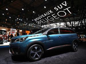 Nuevo Peugeot 5008, cruzando al SUV mundo