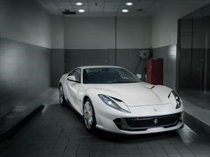 Ferrari 812 SuperFast con su V12 de 800 hp llega a México