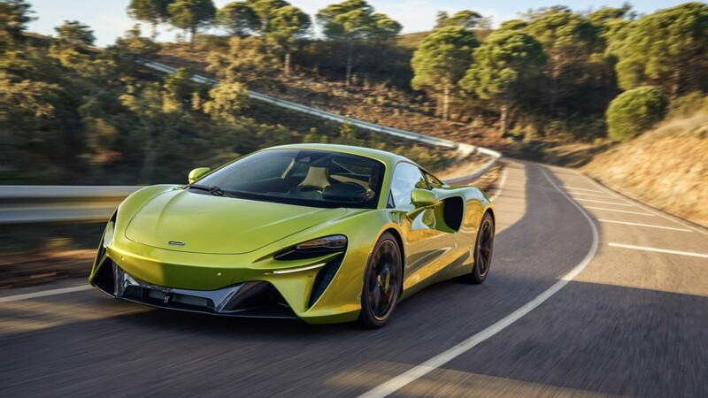 McLaren Artura sufre la escasez de microchips