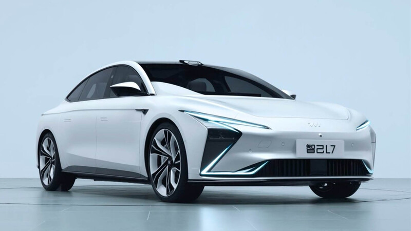 Shanghai 2021: Zhiji L7, el eléctrico de SAIC y Alibaba promete 1.000 kilómetros en una carga
