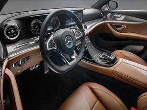 El nuevo Mercedes-Benz Clase E muestra su interior 