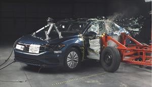Volkswagen Vento recibe cinco estrellas en las pruebas NHTSA