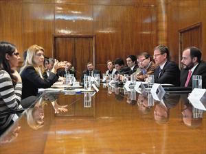 Mercedes-Benz Argentina exportará autopartes a Rusia