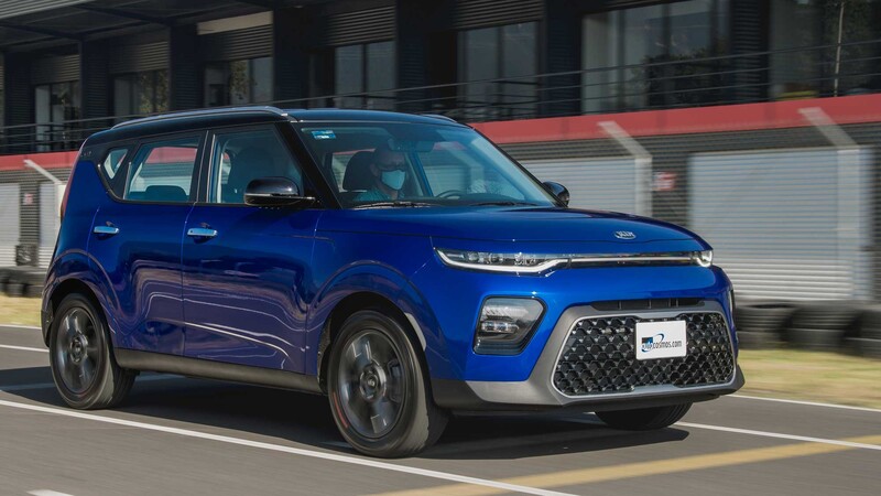 KIA Soul 2021 a prueba, un atractivo crossover que te deja con el ojo cuadrado