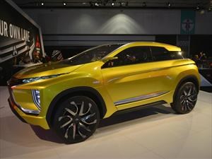 Mitsubishi eX Concept debuta