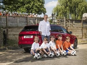 Jaguar regresa a José Mourinho a las aulas