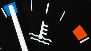 ¿Hay que calentar el motor antes de salir en invierno?
