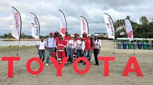 Toyota y su compromiso con las playas del país