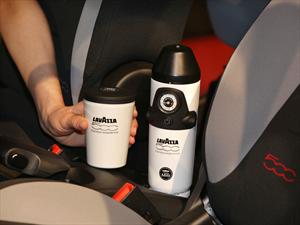 FIAT 500L, el primer auto con cafetera de serie