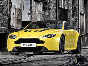Aston Martin presenta el Vantage V12 S