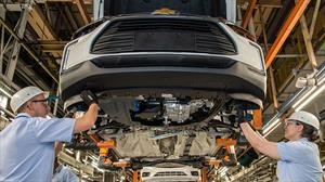 Nuevo Chevrolet Tracker ya circula por la línea de producción