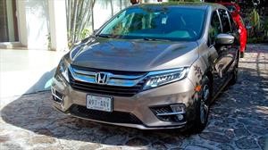 ¿Qué tan eficiente es el consumo de combustible de una Honda Odyssey?