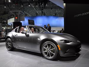 Mazda MX-5 RF, versión estelar debuta en Nueva York