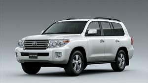 Toyota Land Cruiser 200 línea 2012 se presenta en Argentina.